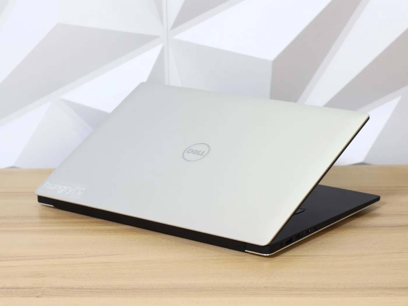 Dell   Precision   5530   |   8th   Gen   Core   i7   |   16GB   RAM   |   512GB   SSD   |   4GB   Nvidia   |   Backlit   Keyboard